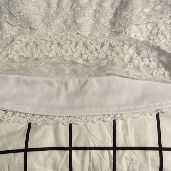 Girls Amy Byer lace skirt size XL - Picture 3 of 3